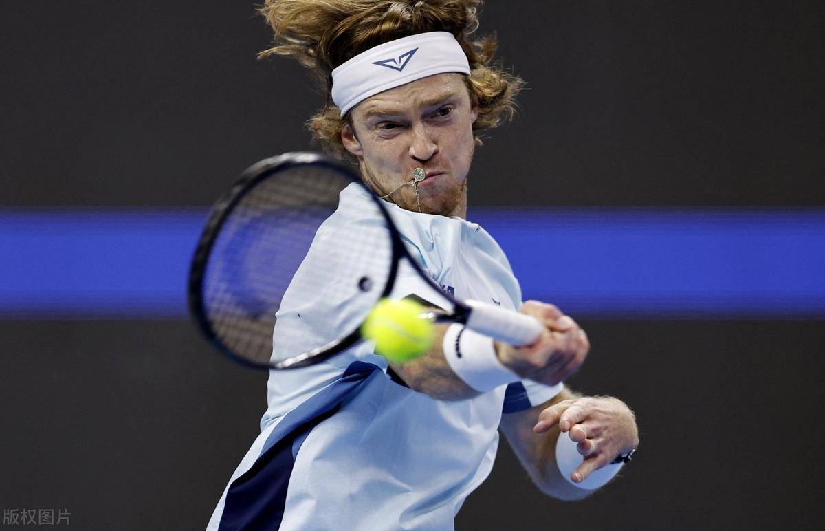 表现稍强于 表现稍强于