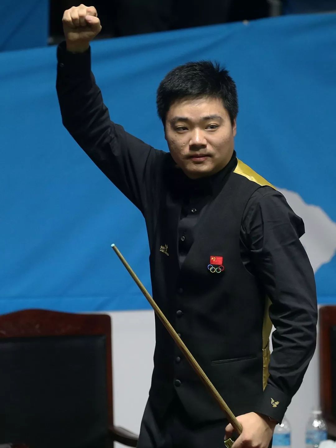 出了极高的 出了极高的