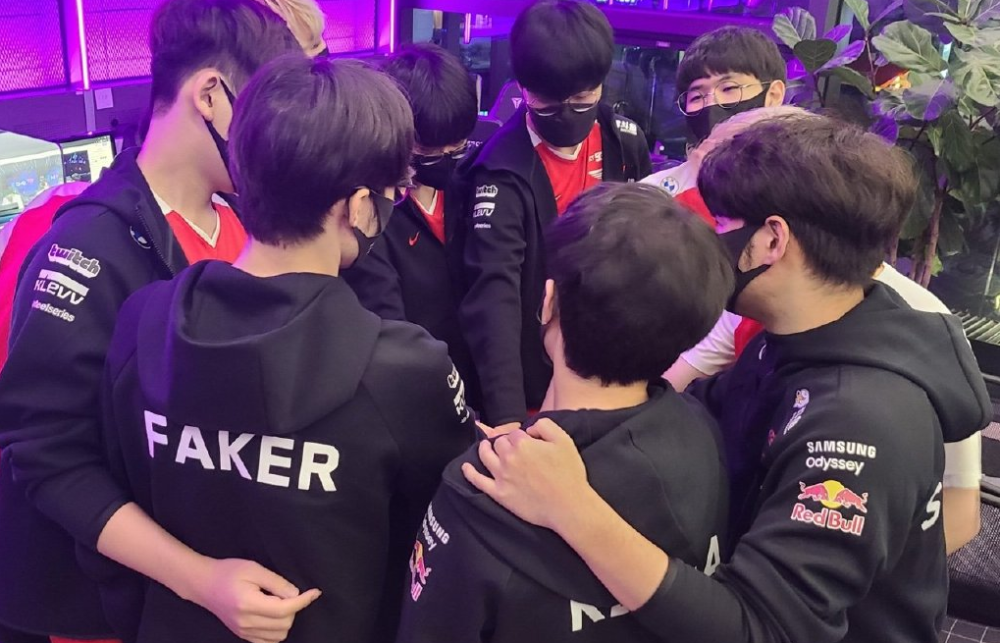 他引入卡塞 他引入卡塞